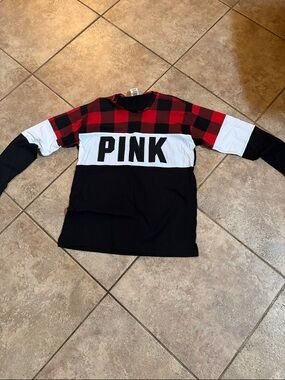 PINK Victoria's Secret Black, White & Red Buffalo Plaid Colorblock Pullover